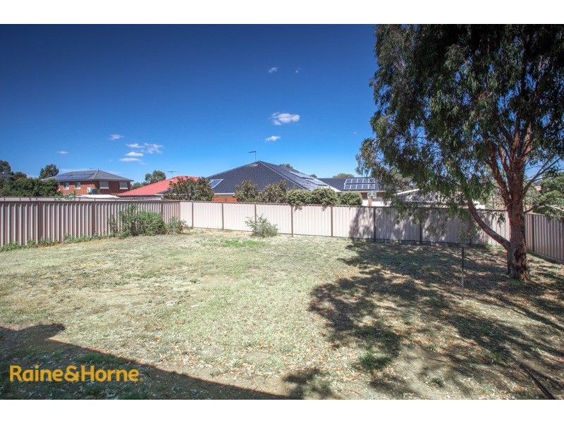 7 SANDPIPER GROVE, Sunbury VIC 3429