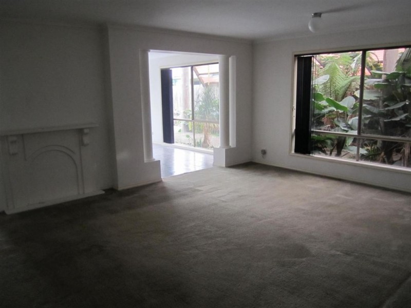 41 CHARTER ROAD EAST, Sunbury VIC 3429