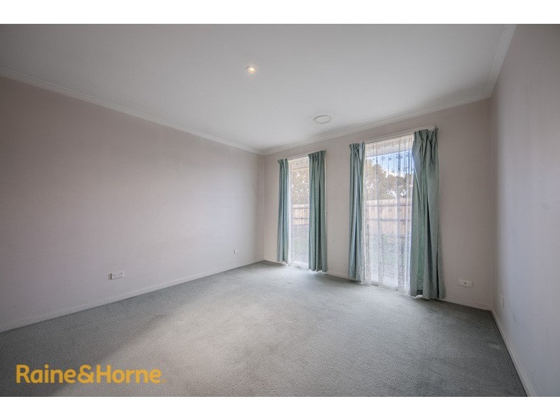 83 Sorbonne Drive, Sunbury VIC 3429