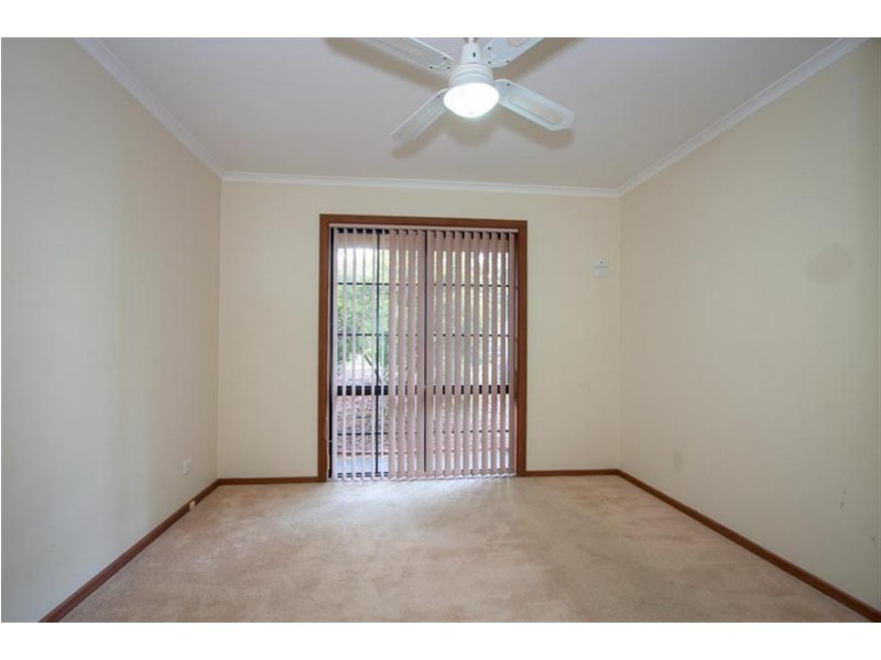 11 LA PEROUSE DRIVE, Sunbury VIC 3429