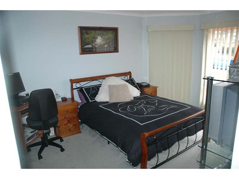 51 THORNTON AVENUE, Sunbury VIC 3429