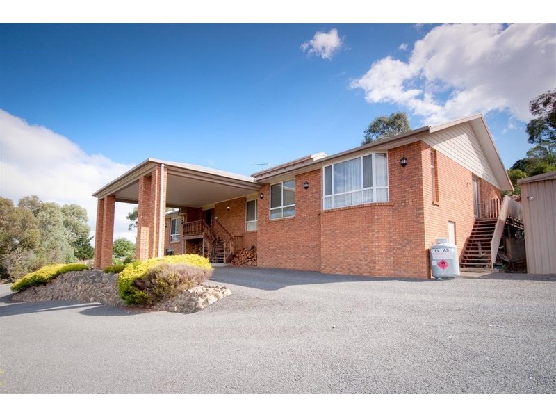 655 RACECOURSE ROAD, Sunbury VIC 3429