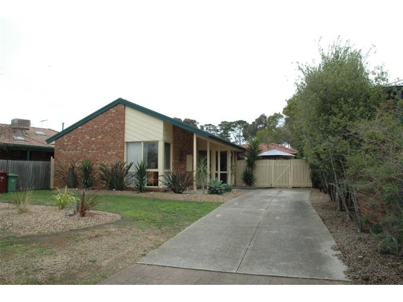 12  Trinity Court, Sunbury VIC 3429