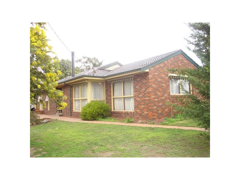 21 Miller Street, Sunbury VIC 3429