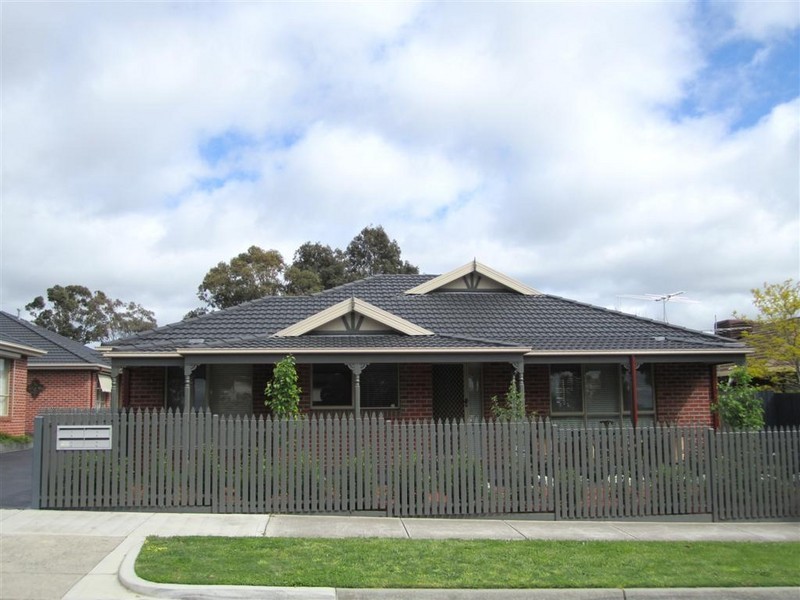 1/524 ELIZABETH DRIVE, Sunbury VIC 3429