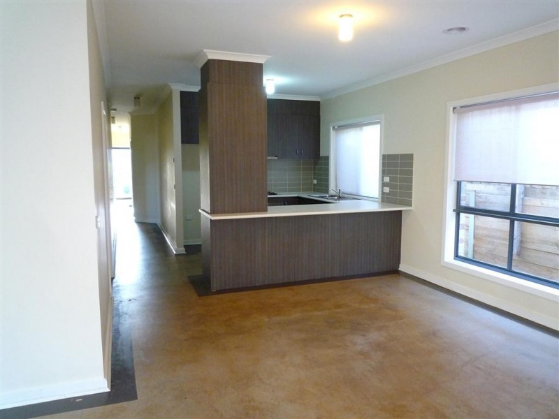 25B LALOR CRESCENT, Sunbury VIC 3429