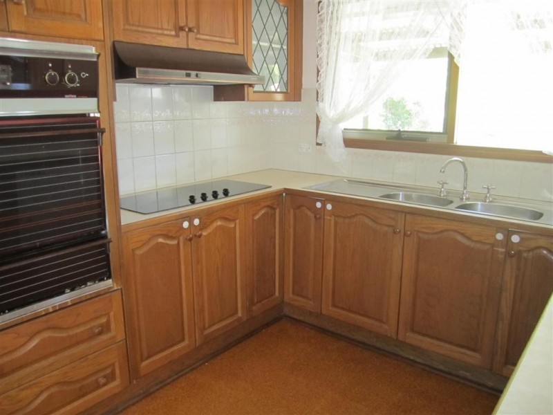 22 Ervine Close, Sunbury VIC 3429