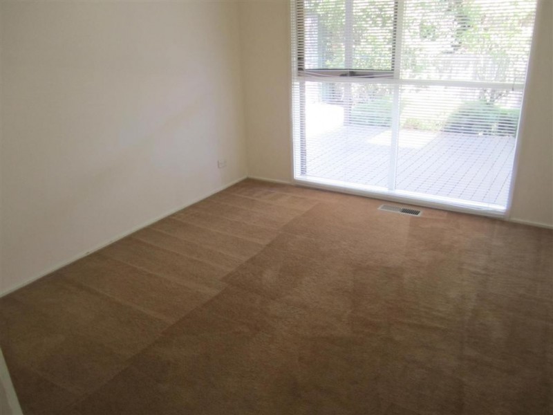 22 Ervine Close, Sunbury VIC 3429