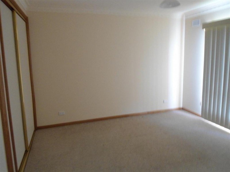 55 THORNTON AVE, Sunbury VIC 3429