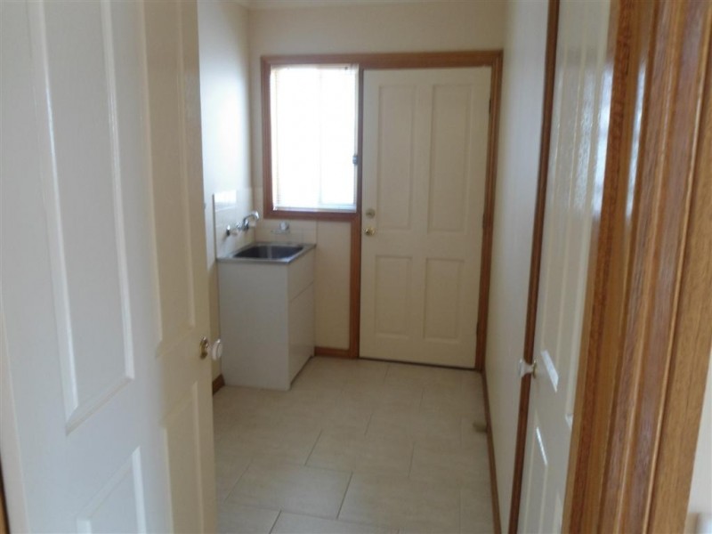 55 THORNTON AVE, Sunbury VIC 3429