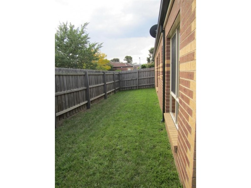 55 THORNTON AVE, Sunbury VIC 3429