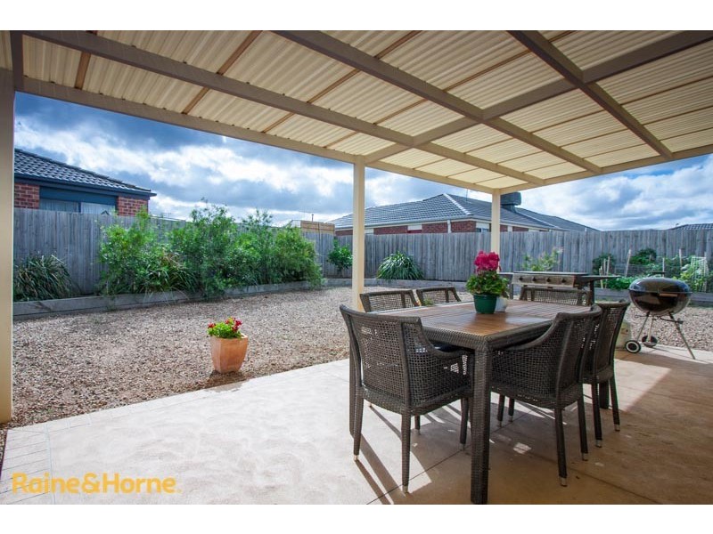 8 O’Reilly Court, Sunbury VIC 3429