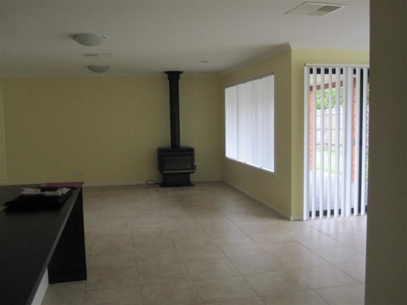 7 YARDLEY STREET, Sunbury VIC 3429