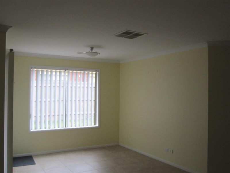 7 YARDLEY STREET, Sunbury VIC 3429