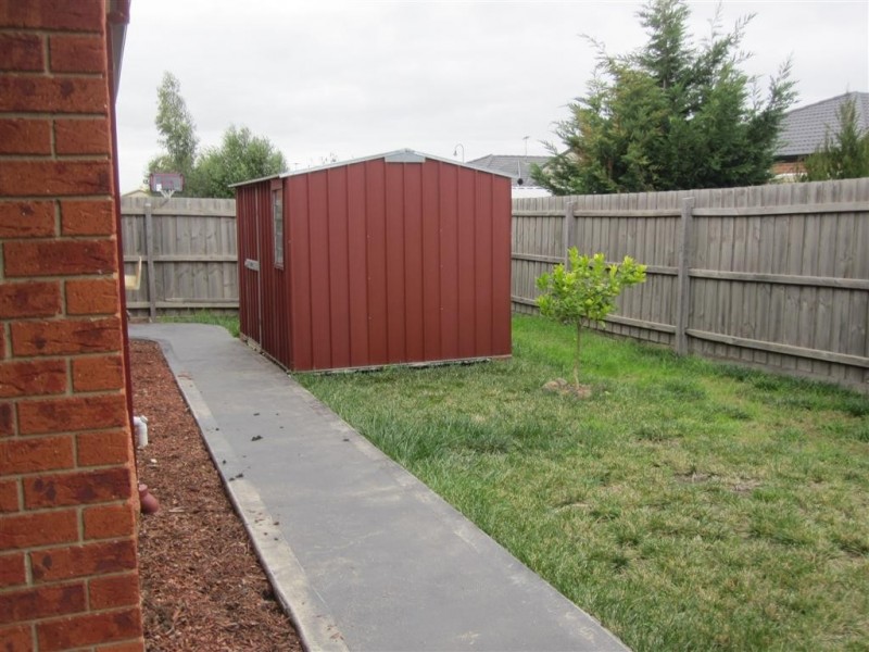 7 YARDLEY STREET, Sunbury VIC 3429