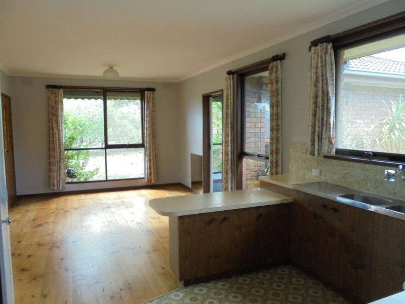 10 BUCKLEY ROAD, Diggers Rest VIC 3427