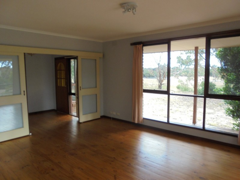 10 BUCKLEY ROAD, Diggers Rest VIC 3427