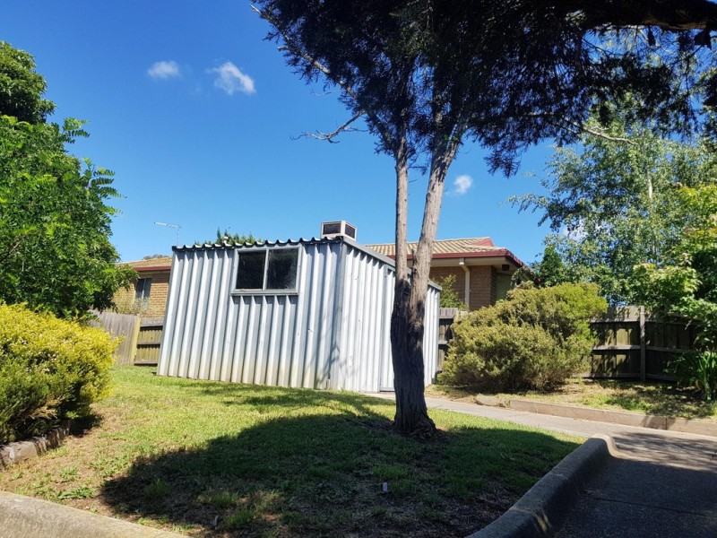 6 PHILLIP DRIVE, Sunbury VIC 3429