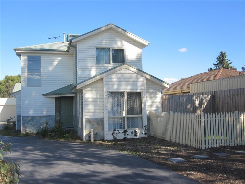 1/141 RESERVOIR ROAD, Sunbury VIC 3429