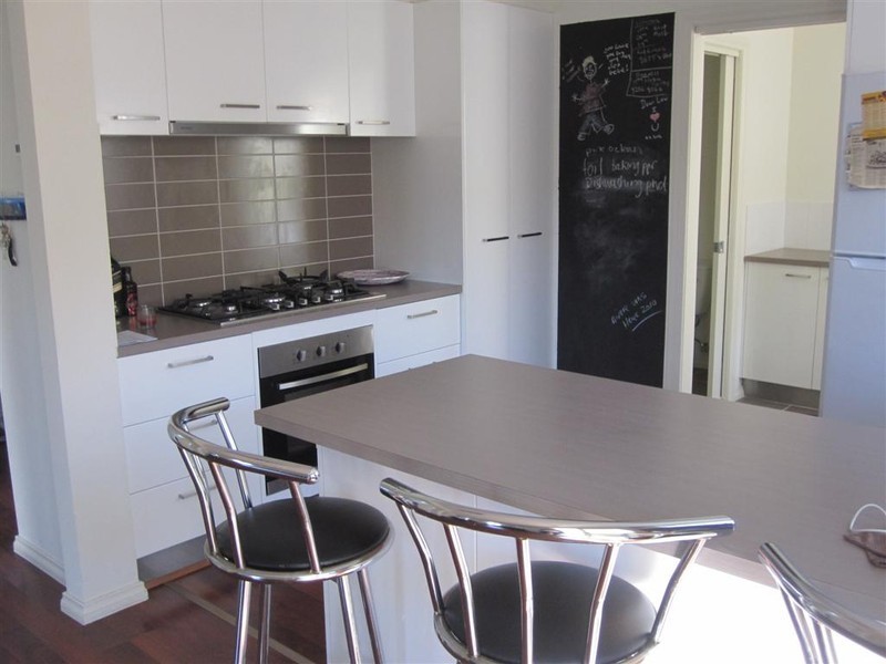 1/141 RESERVOIR ROAD, Sunbury VIC 3429