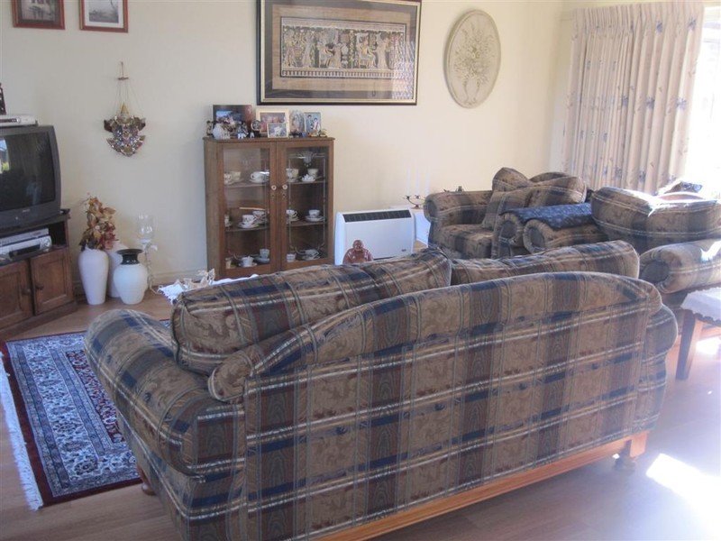 37B MILLER STREET, Sunbury VIC 3429