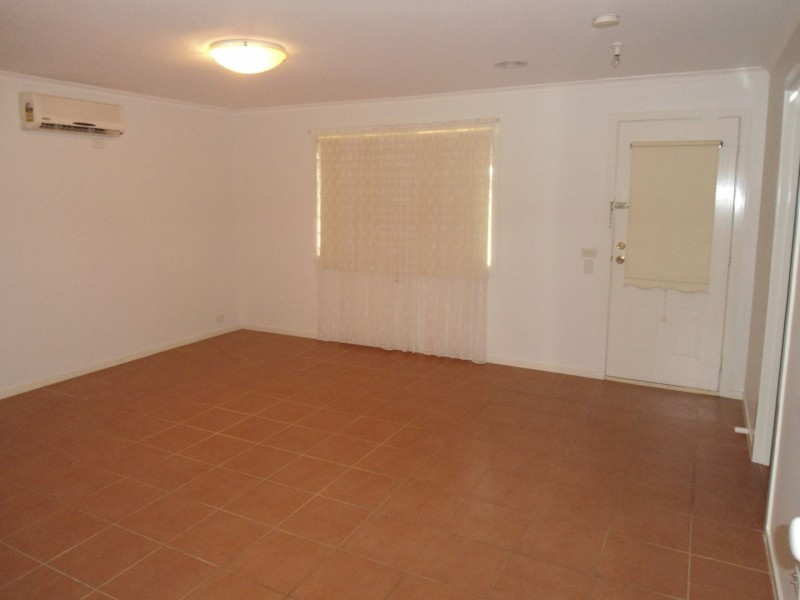 29 LA PEROUSE DRIVE, Sunbury VIC 3429