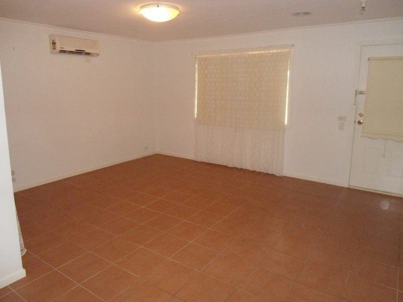 29 LA PEROUSE DRIVE, Sunbury VIC 3429