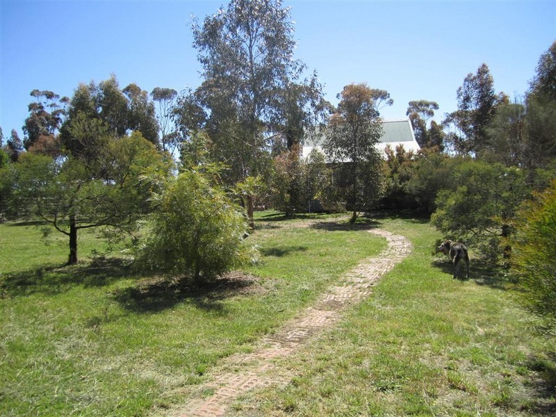 55 MOREFIELD COURT, Diggers Rest VIC 3427