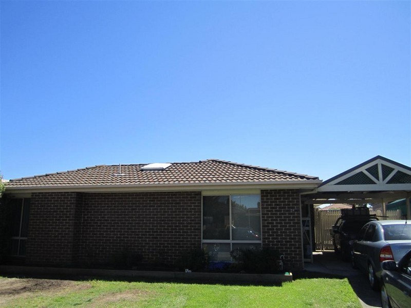 19 WESLEY COURT, Sunbury VIC 3429