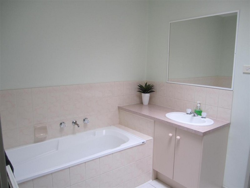 19 WESLEY COURT, Sunbury VIC 3429