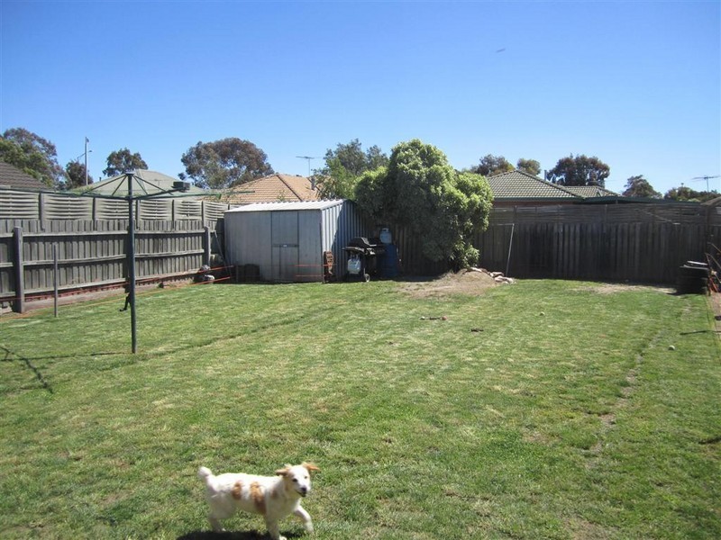 19 WESLEY COURT, Sunbury VIC 3429