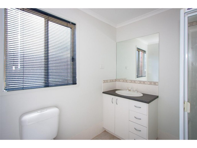 4 GROUT COURT, Sunbury VIC 3429