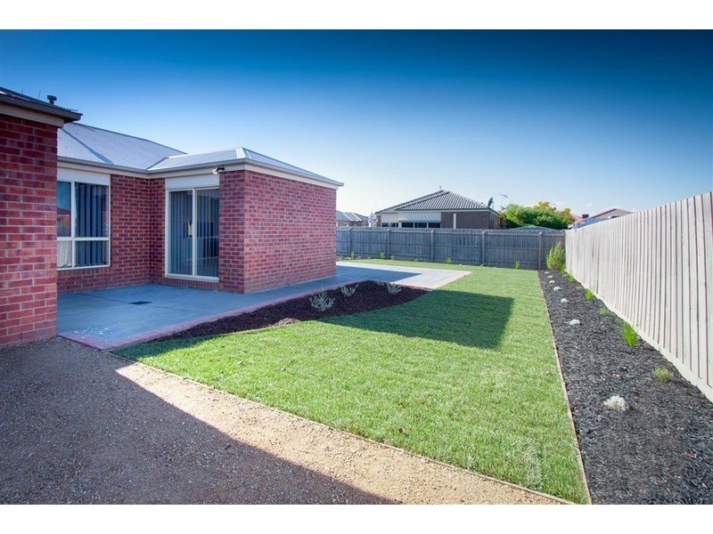 4 GROUT COURT, Sunbury VIC 3429