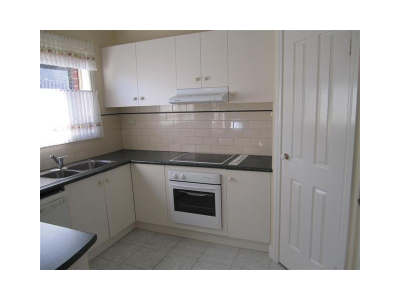 1/27 JACKSON STREET, Sunbury VIC 3429