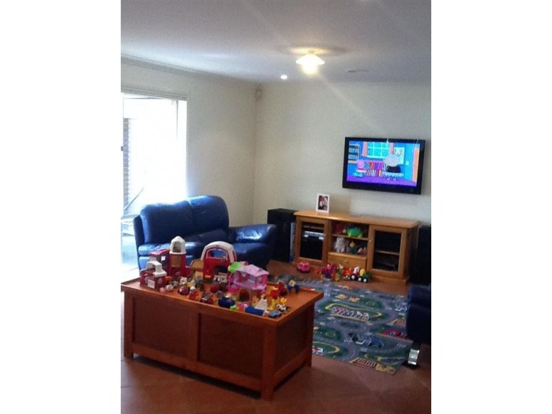 18 PEPPER CLOSE, Diggers Rest VIC 3427