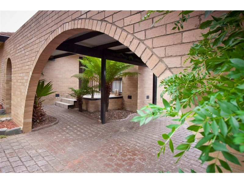 7 McCubbin Court, Sunbury VIC 3429