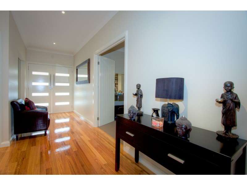 6 Hanke Place, Sunbury VIC 3429