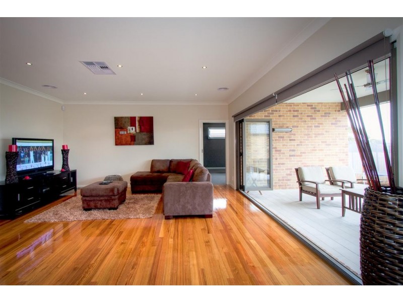 6 Hanke Place, Sunbury VIC 3429