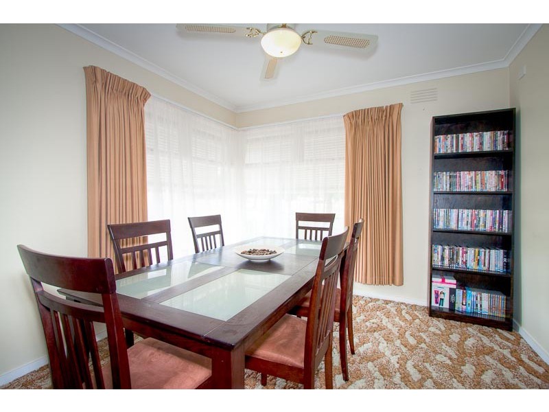 25 Harker Street, Sunbury VIC 3429