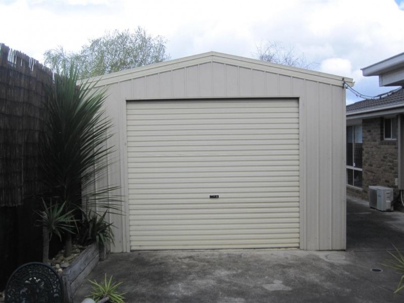 9 LA PEROUSE CLOSE, Sunbury VIC 3429