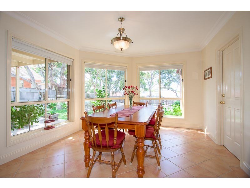 12 Baker Rise, Sunbury VIC 3429