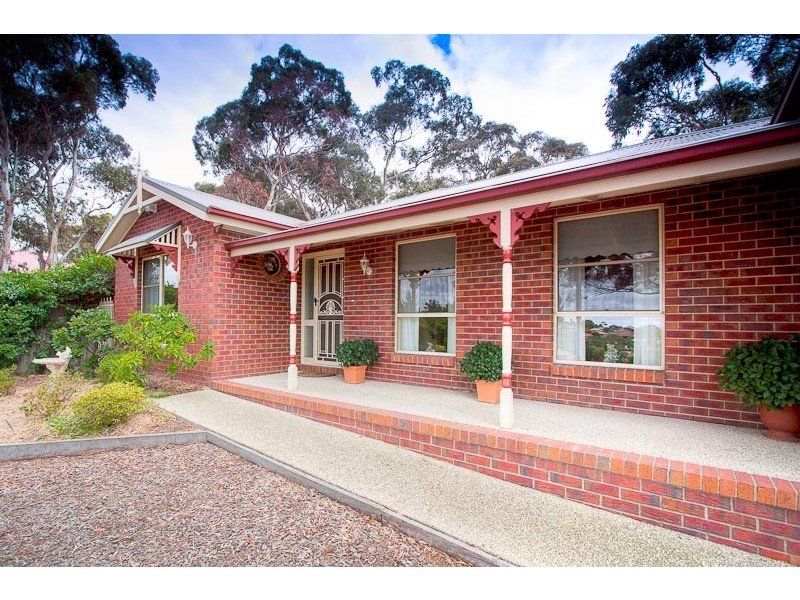 12 Baker Rise, Sunbury VIC 3429