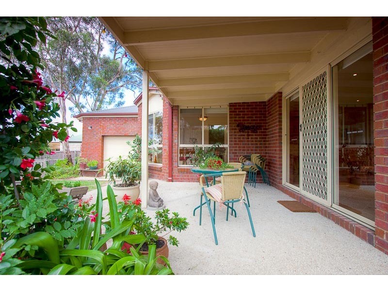 12 Baker Rise, Sunbury VIC 3429