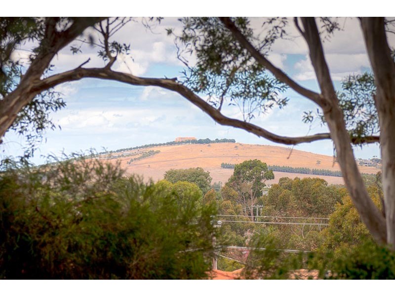 12 Baker Rise, Sunbury VIC 3429