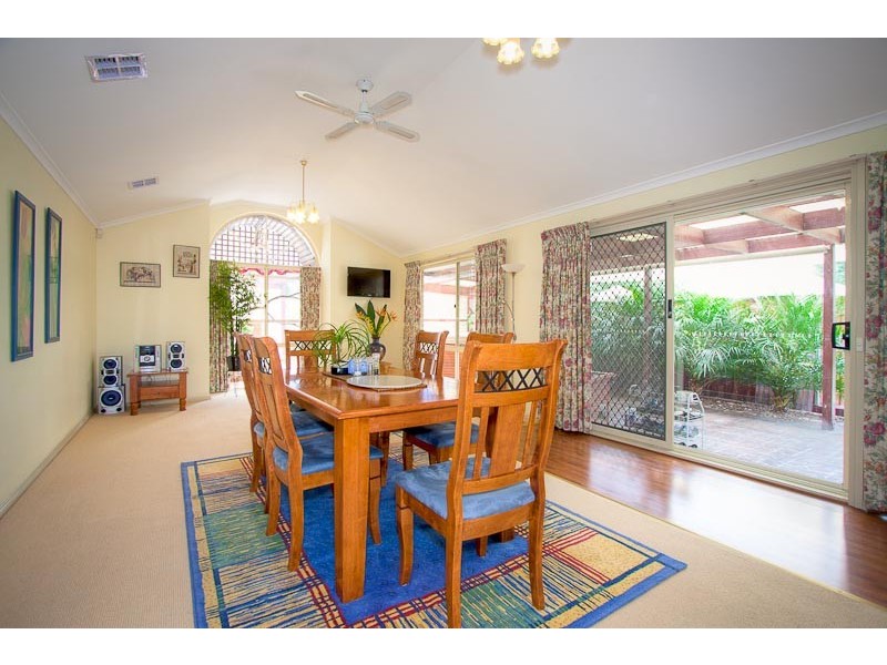 2 Fullbrook Drive, Sunbury VIC 3429