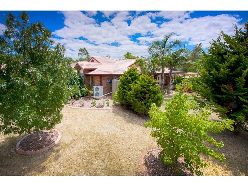 2 Fullbrook Drive, Sunbury VIC 3429