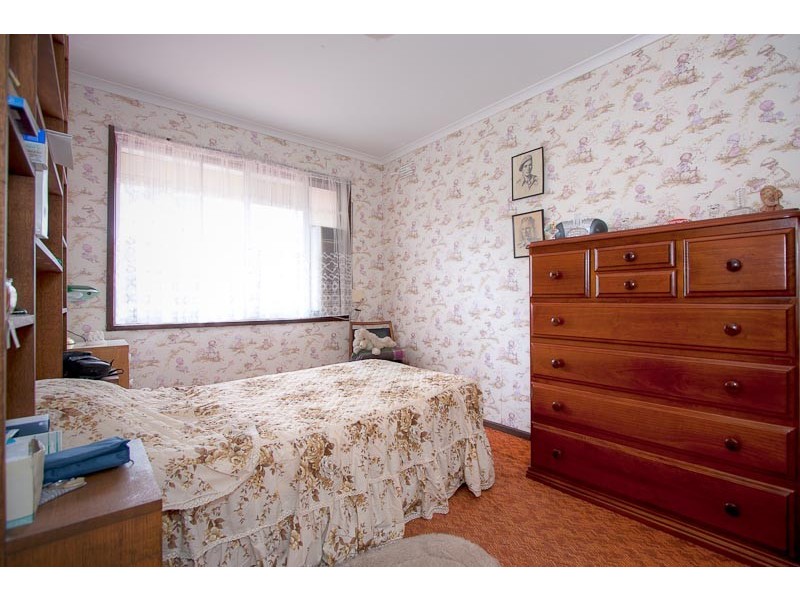 27 Hood Crescent, Sunbury VIC 3429