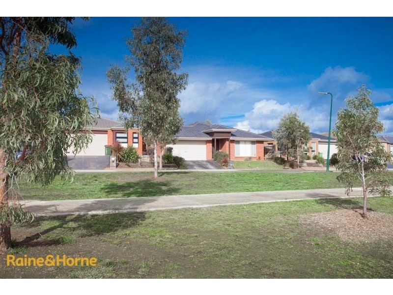 14 Trott Street, Sunbury VIC 3429