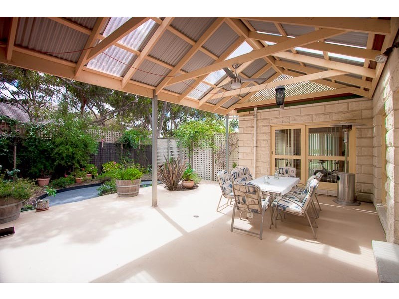 10 Baker Rise, Sunbury VIC 3429