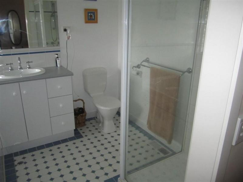 52 HEATHERBRAE CRESCENT, Sunbury VIC 3429